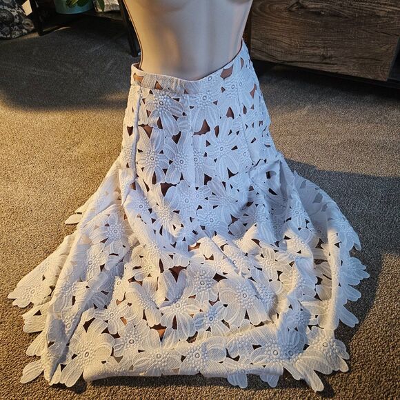NWT Michael Kors Beautiful Floral Skirt with Slip size 6 - Picture 5 of 7
